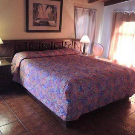 Hotel Calafia Розаріто Екстер'єр фото
