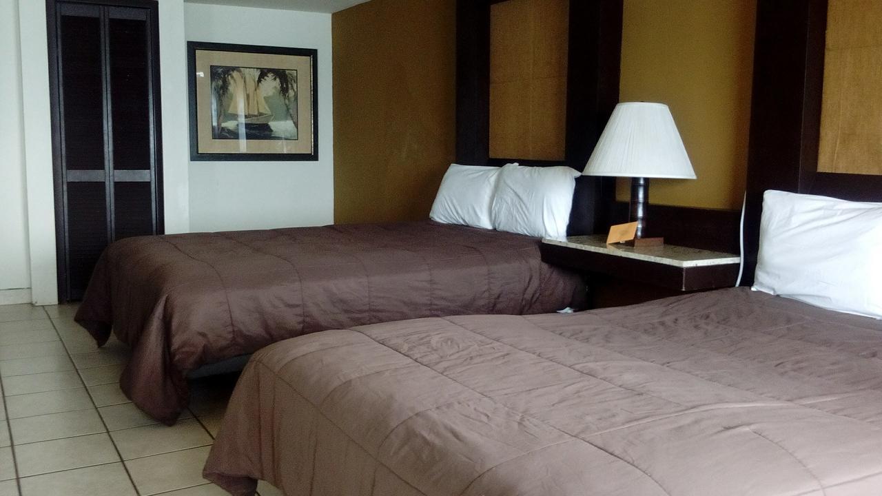 Hotel Calafia Розаріто Екстер'єр фото